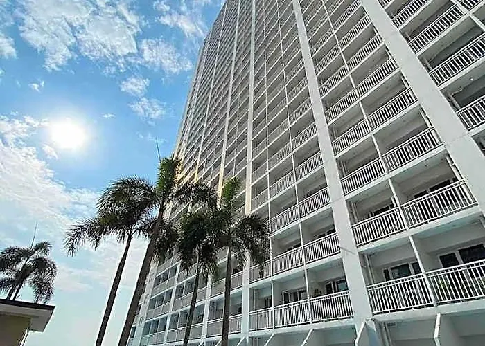 Spectacular View With Prime Location 4*