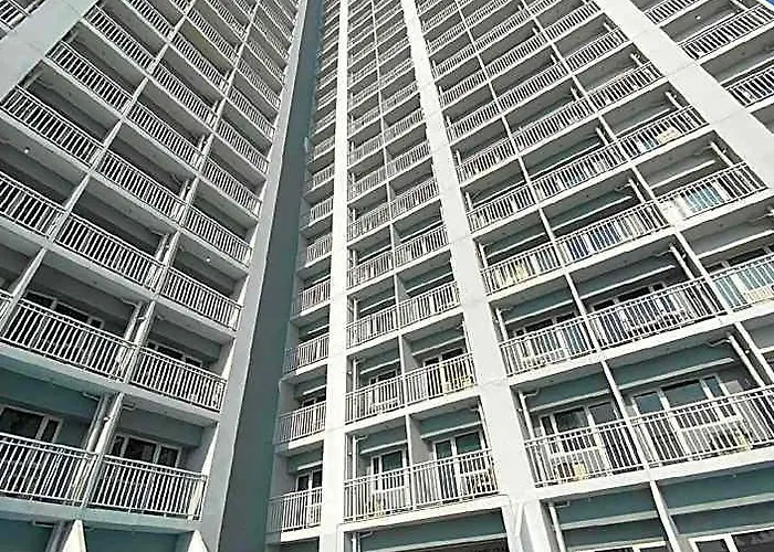 Spectacular View With Prime Location Manila