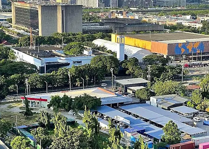 Spectacular View With Prime Location Manila