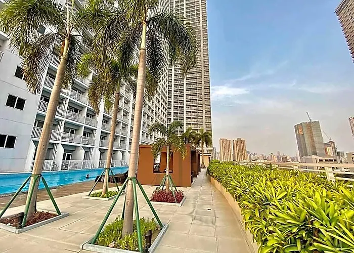 Hotel Spectacular View With Prime Location