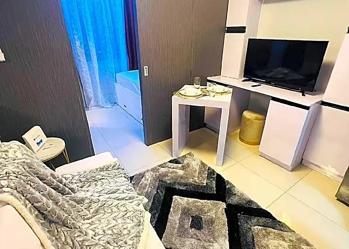Spectacular View With Prime Location
